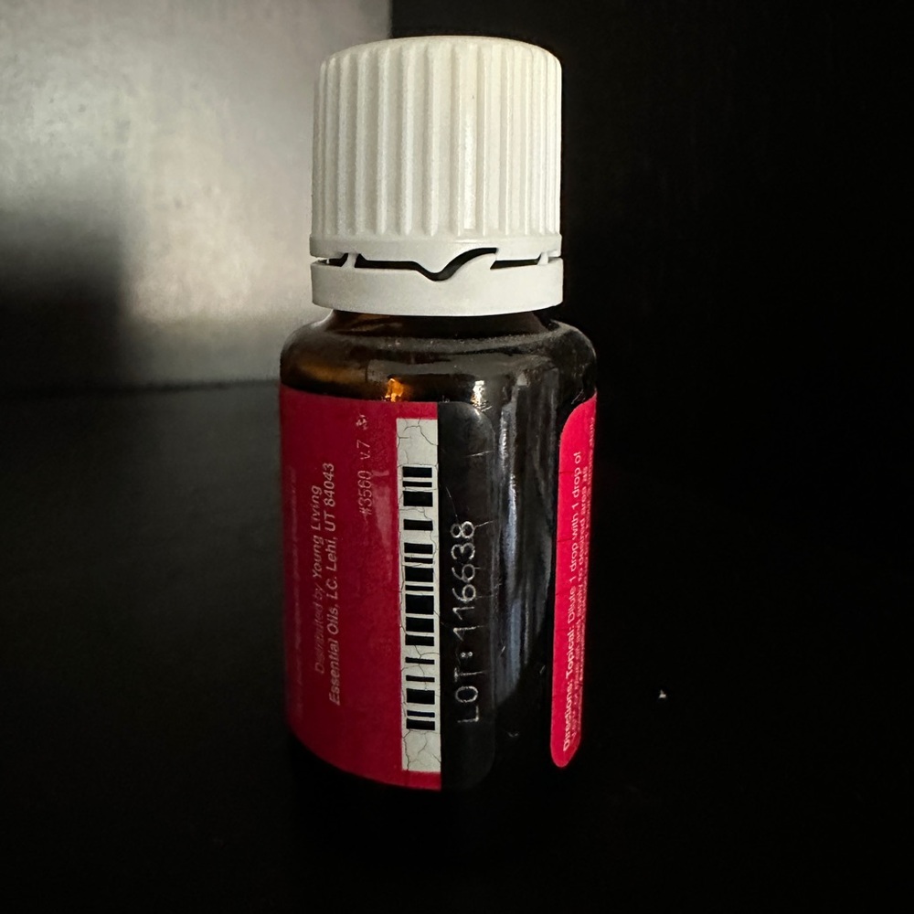 Young Living Grapefruit Essential Oil 15ml Fresh Citrus Wellness Aromatherapy - Picture 3 of 4